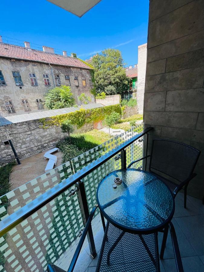 B 205, Apartments In The Heart Of The Jewish Quarter ブダペスト エクステリア 写真